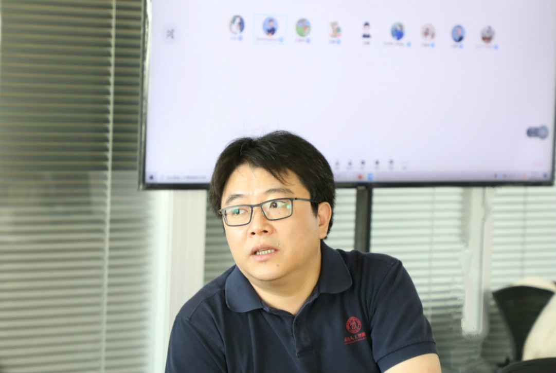 ea85a98dc3e34780b81fb45aa30b7ff9.jpg A 文继荣_meitu_2_meitu_1.jpg